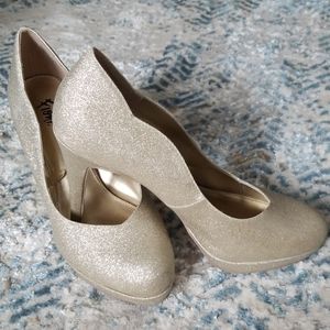 Fioni Glitter Gold Shoes